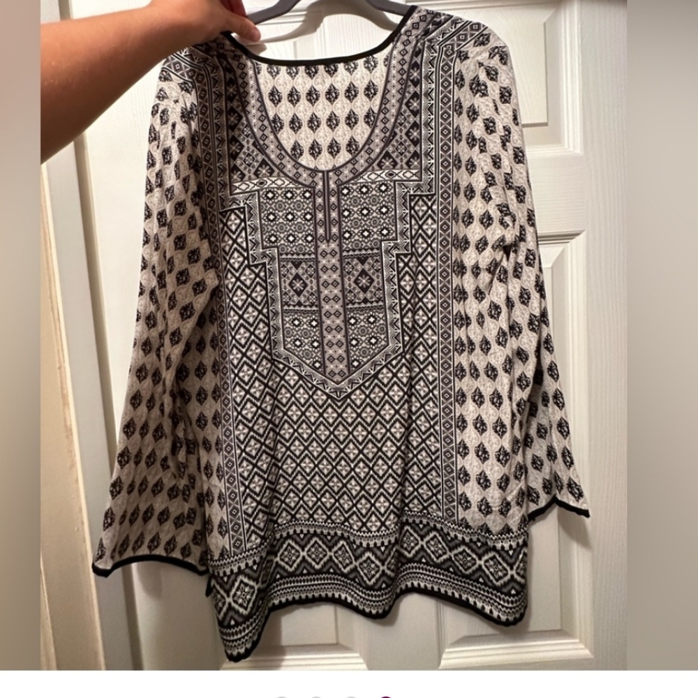 Tolani Anthropologie 100% Silk Tunic Blouse Size L - Picture 4 of 4